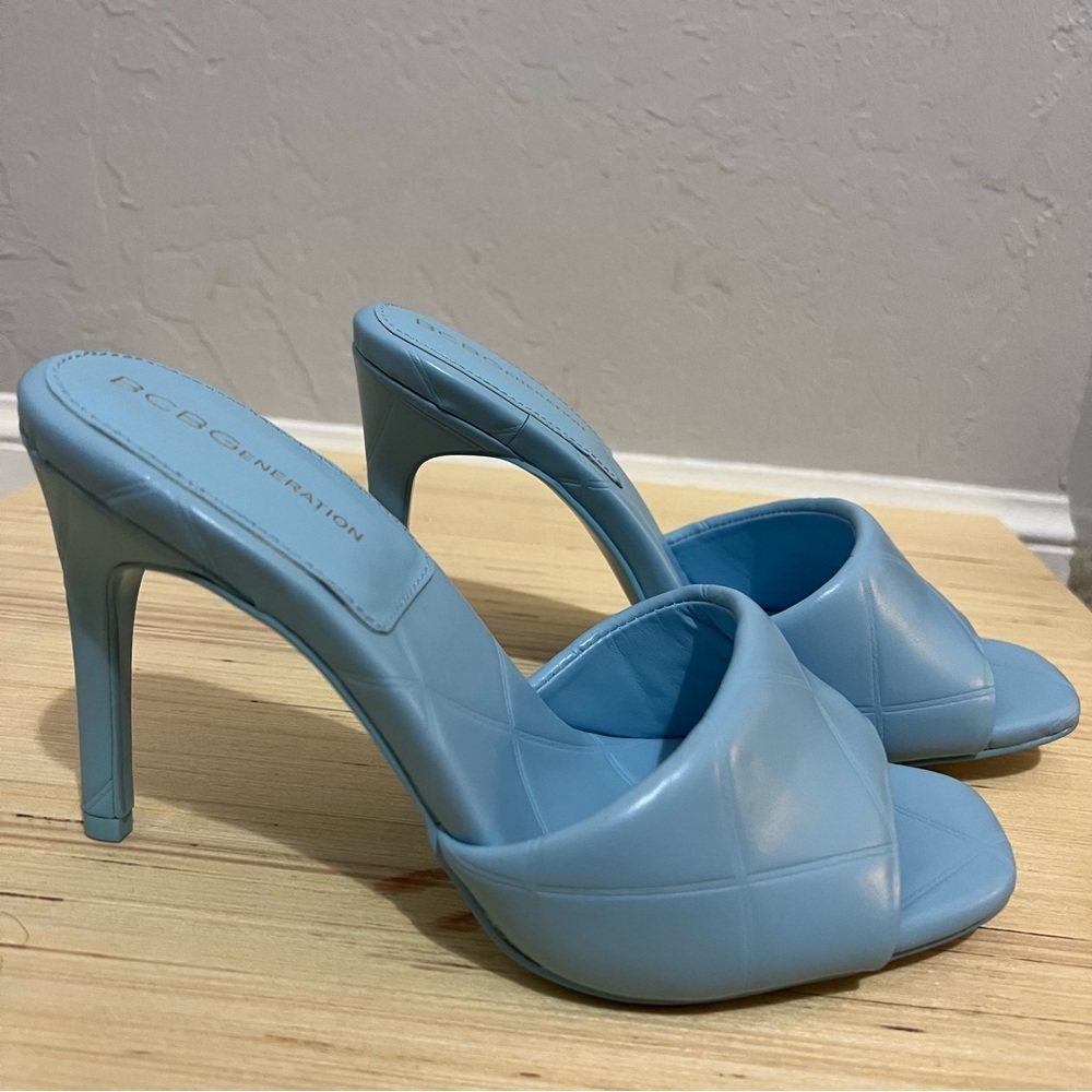 ✨New in Box✨ BCBGeneration Ixani Sandal Heels Sky Blue Size 8